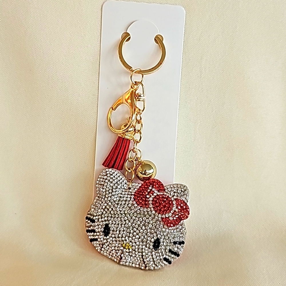 NEW! HELLO KITTY Crystal Rhinestone Keychain/Purse 🎒 Charm ~🎄 🎁 Kids 😺 🐾 - Picture 3 of 6